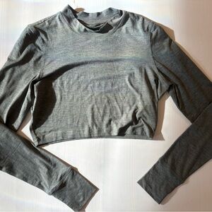 Vuori cropped long sleeve top